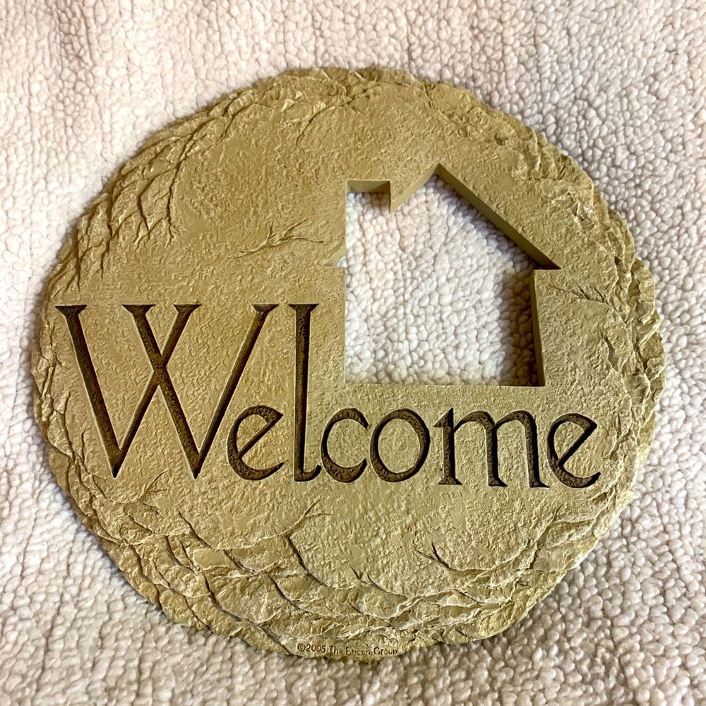Russ Berrie SG-1639 Welcome Stepping Stone